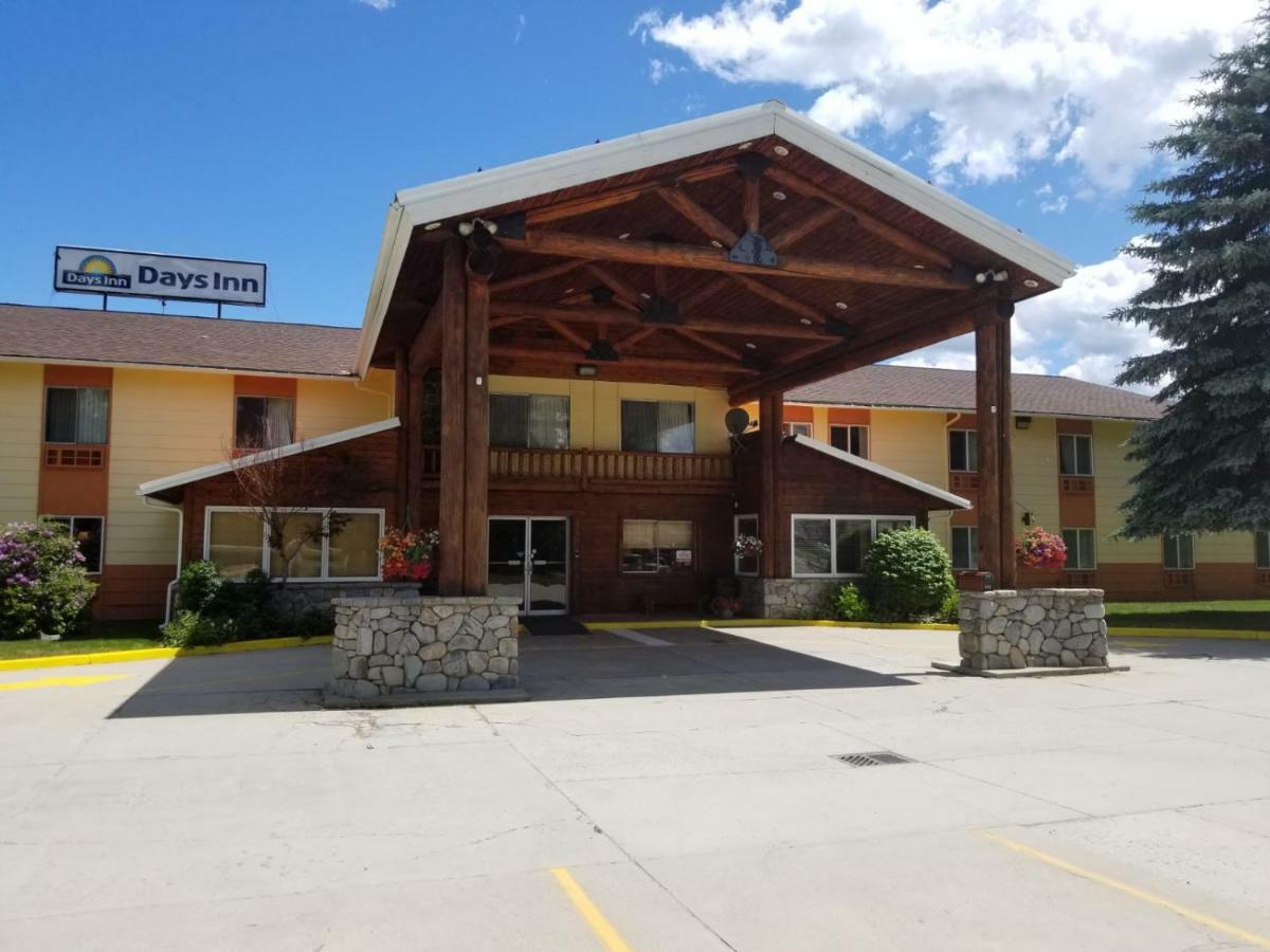 Days Inn By Wyndham Sandpoint Ponderay Exterior foto